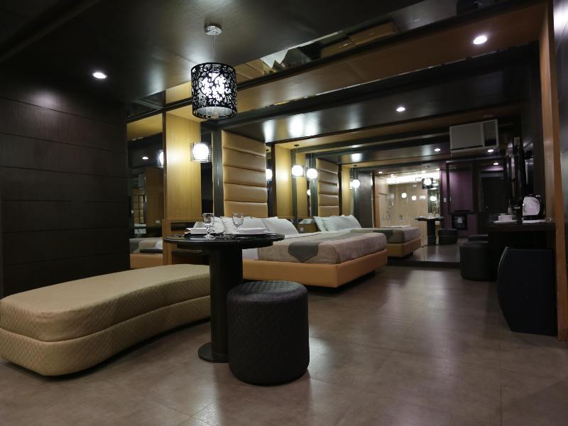 Мотель Victoria Court San Fernando Экстерьер фото